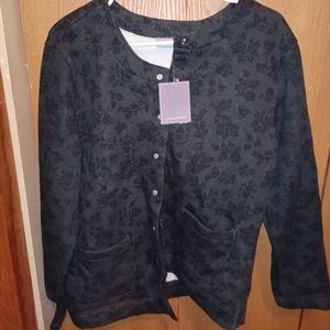 Fleece snap jacket. Size medium. Black and gray.